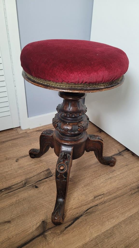Pianokrukje rood fluweel, Ophalen, In hoogte verstelbaar, Hout