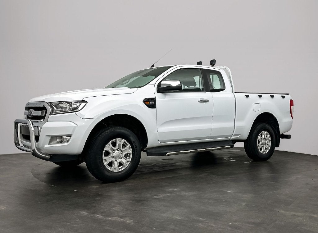 Ford Ranger 2.2 TDCi XLT Supercab | CruiseControl | Trekhaak, Dealer onderhouden, Stof, 4 cilinders, 160 pk