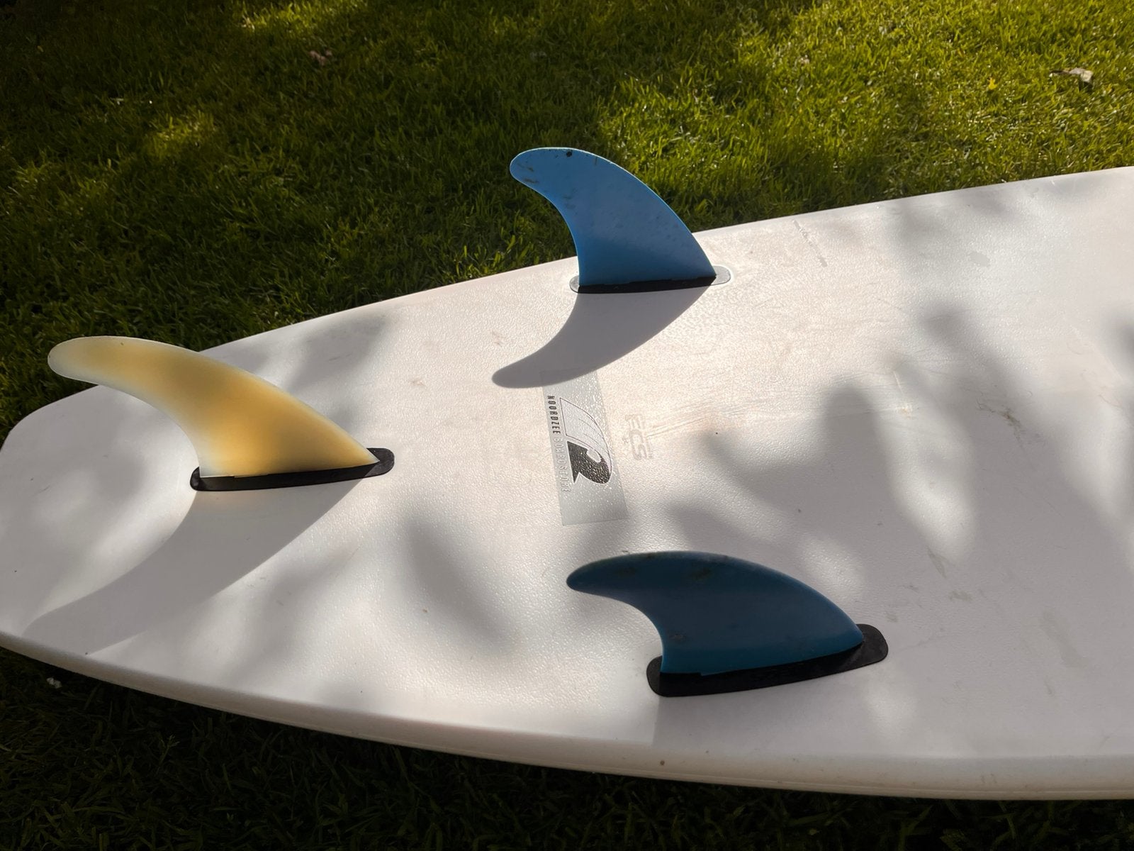 BIC Sport ACS surfboard 7’10” / 238 cm – klaar voor gebruik, Watersport en Boten, Golfsurfen, Ophalen, Zo goed als nieuw, Longboard