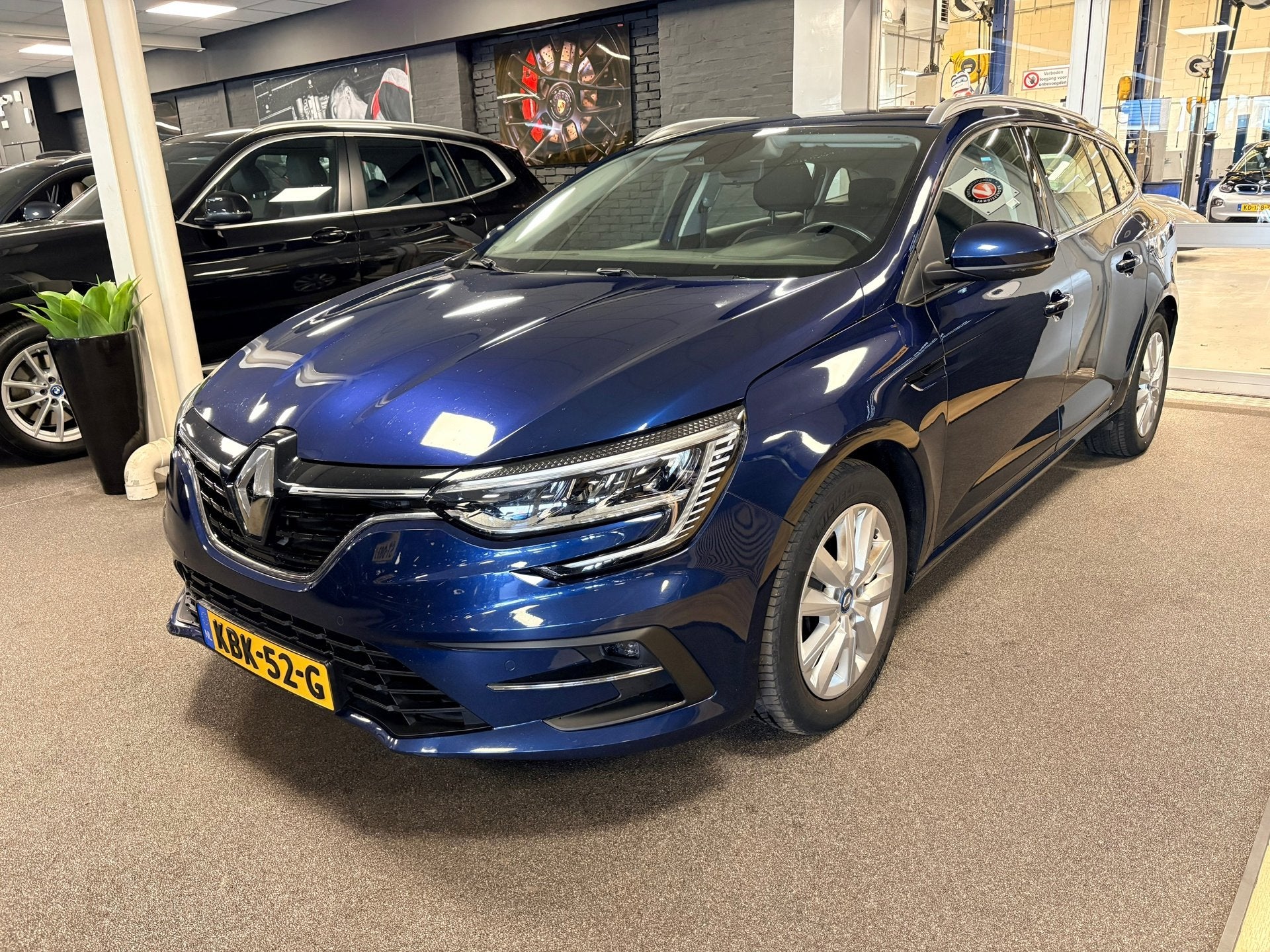 Renault Mégane Estate 1.6 E-Tech Plug-In Hybrid 160 Busines, Dealer onderhouden, Gebruikt, 4 cilinders, Blauw