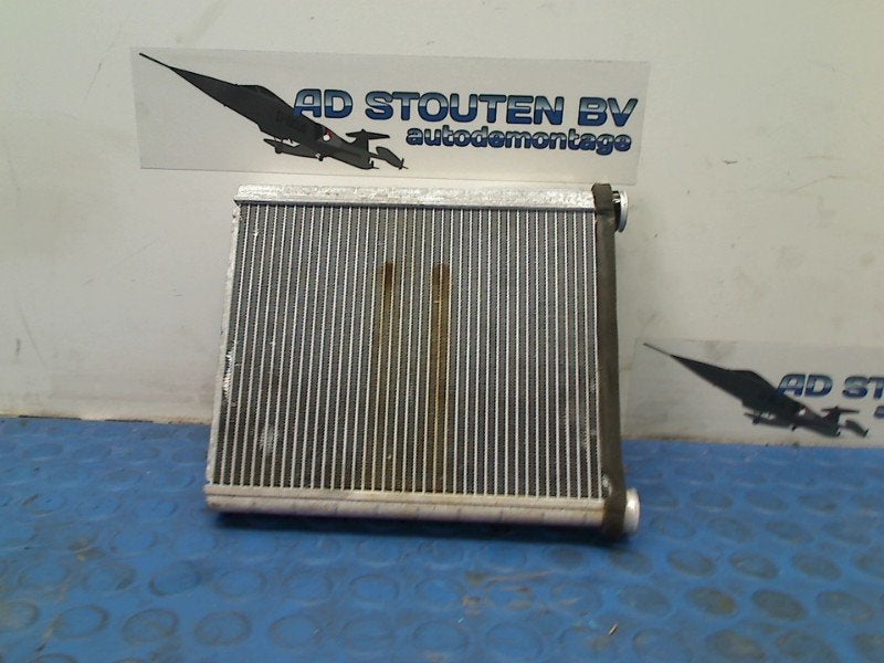 Kachelradiateur Mercedes-Benz A (W176) 2016 cz116577139, Gebruikt, Mercedes-Benz AG, Mercedes-Benz, Mercedesstraße 120, Stuttgart 70372, , Duitsland