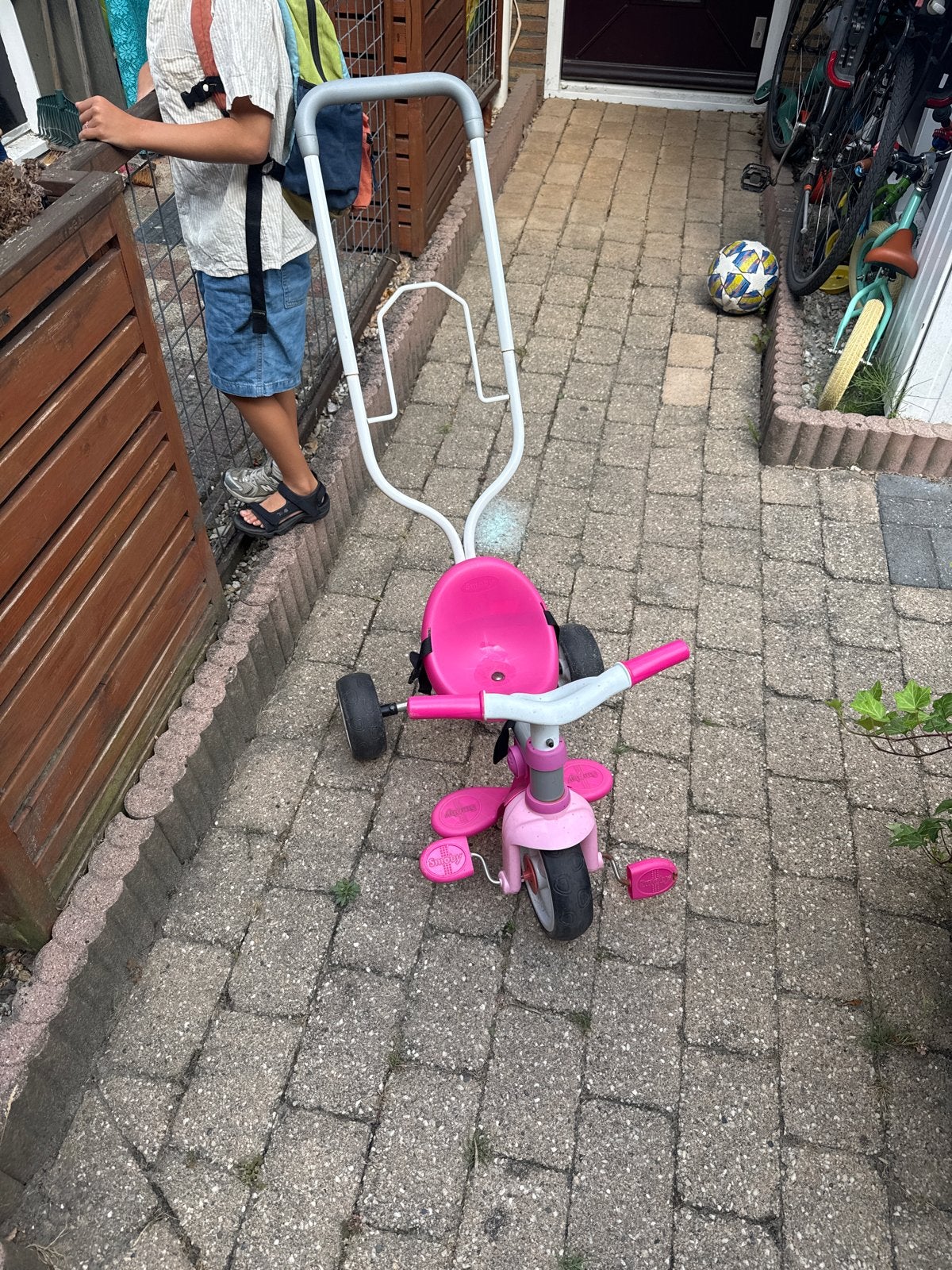 Roze driewieler met duwstang voor kinderen, Ophalen, Gebruikt, Duwstang