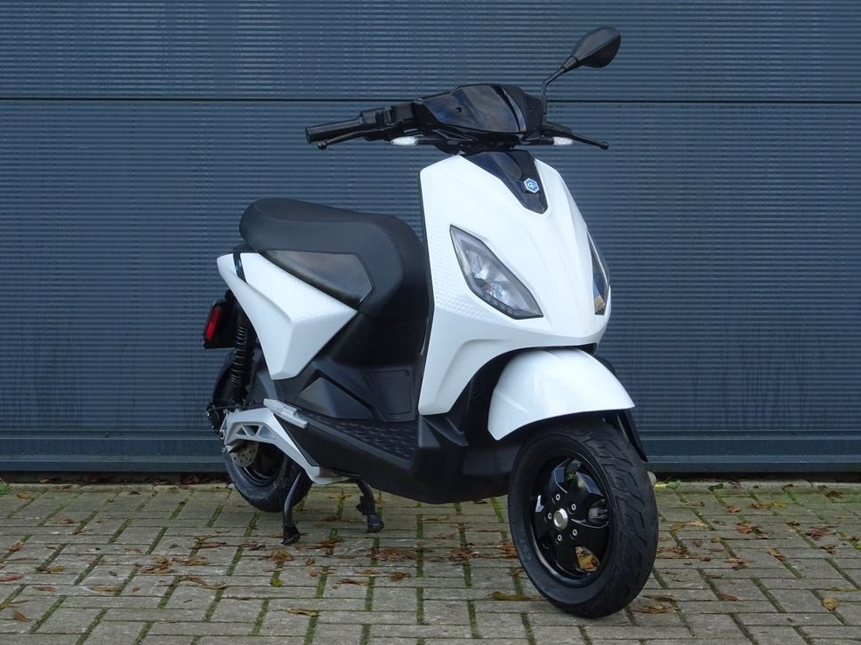 PIAGGIO 1 electric one 45km  nette staat  2021 weinig km, PIAGGIO, Onbekend, Onbekend