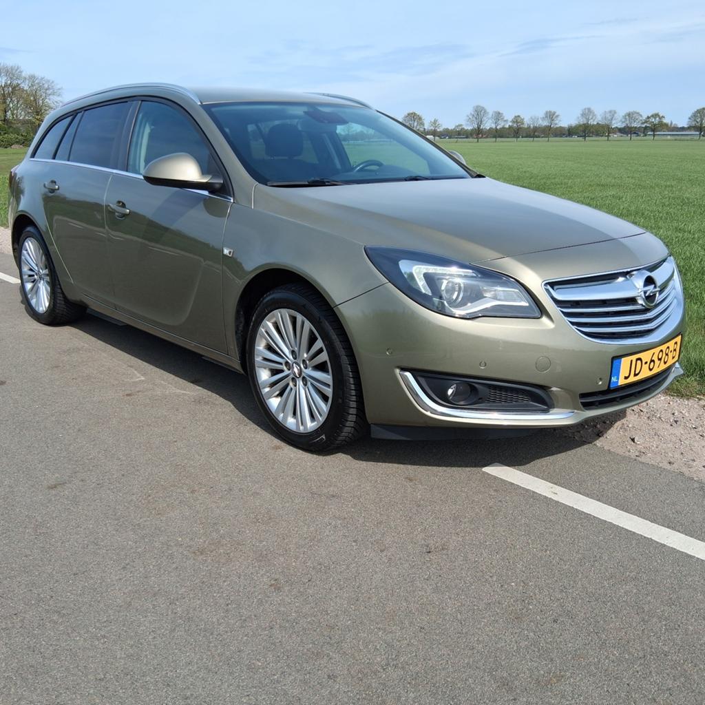 Opel Insignia 1.4 Turbo 103KW Sports Tourer 2016 Groen, Auto's, Stof, Zwart, 4 cilinders, Origineel Nederlands