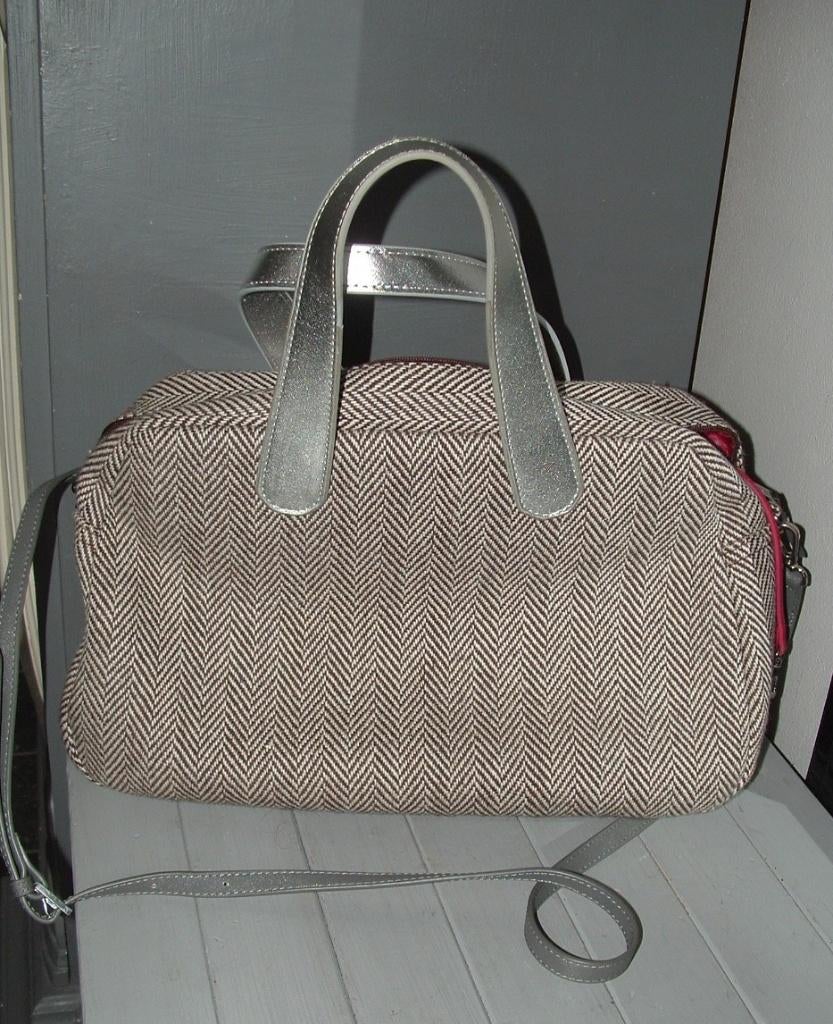Justo Ju'sto tas damestas bag bruin met offwhite wol, Ophalen of Verzenden, Zo goed als nieuw, Bruin, Handtas