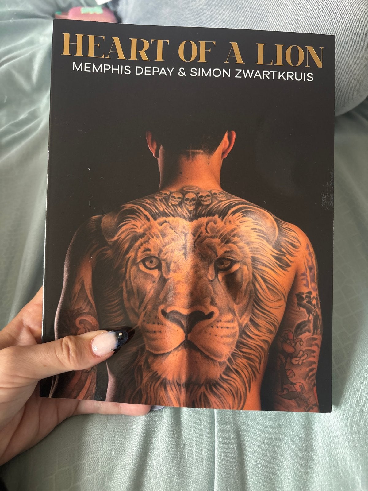 Heart of a Lion - Memphis Depay & Simon Zwartkruis, Ophalen of Verzenden, Zo goed als nieuw