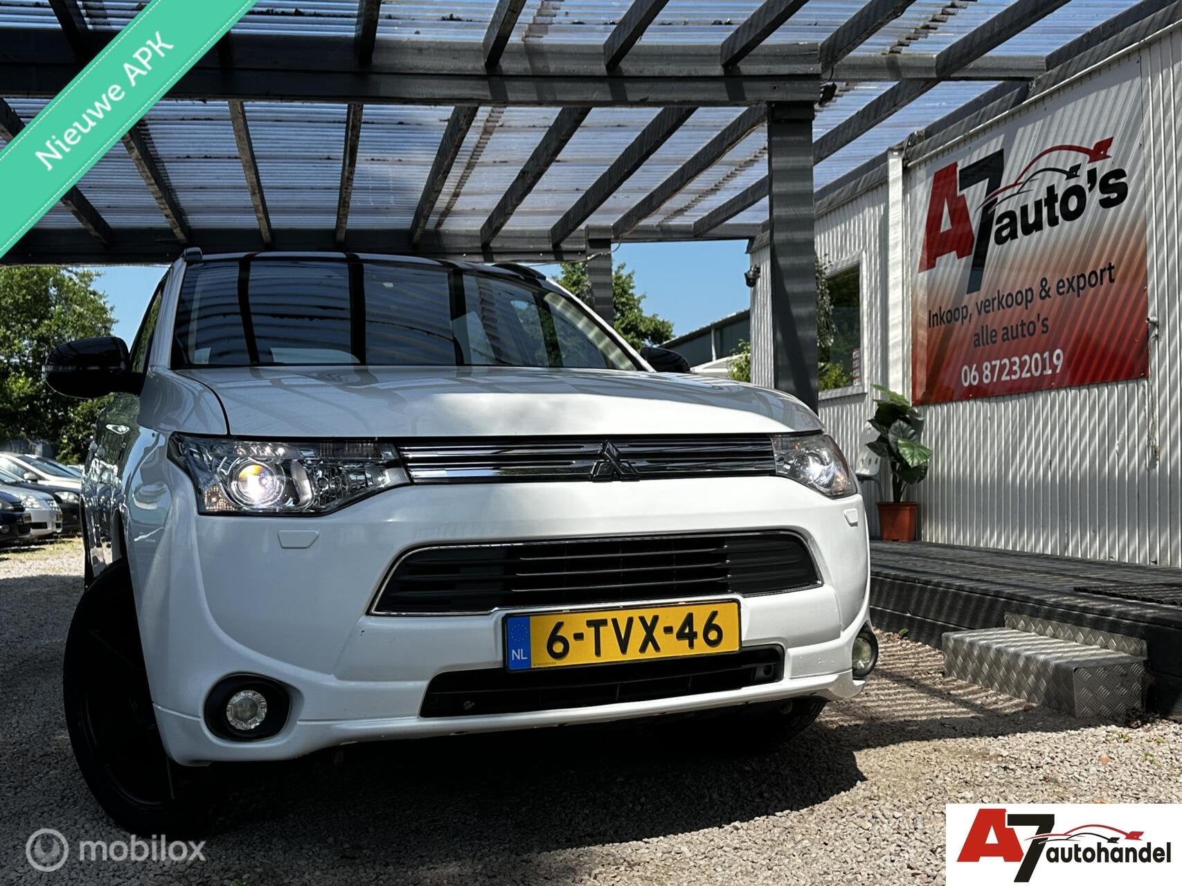 Mitsubishi Outlander 2.0 PHEV Instyle Nieuwe APK//Automaat, 4 cilinders, Wit, Bedrijf, Vierwielaandrijving