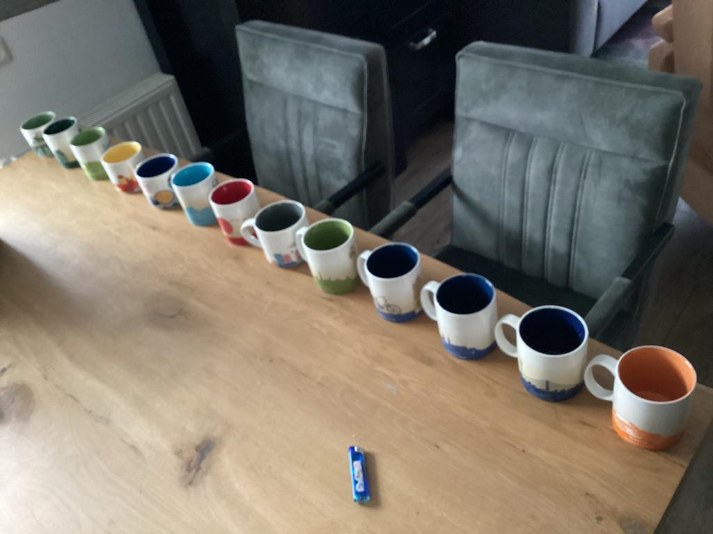 Starbucks Mokken Collectie Nooit Gebruikt Zo Goed als Nieuw, Ophalen of Verzenden, Zo goed als nieuw, Overige stijlen, Kop(pen) en/of Schotel(s)