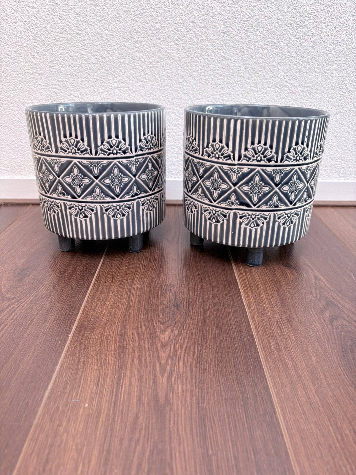 Bloempotten, Ophalen, Steen, Rond, Binnen