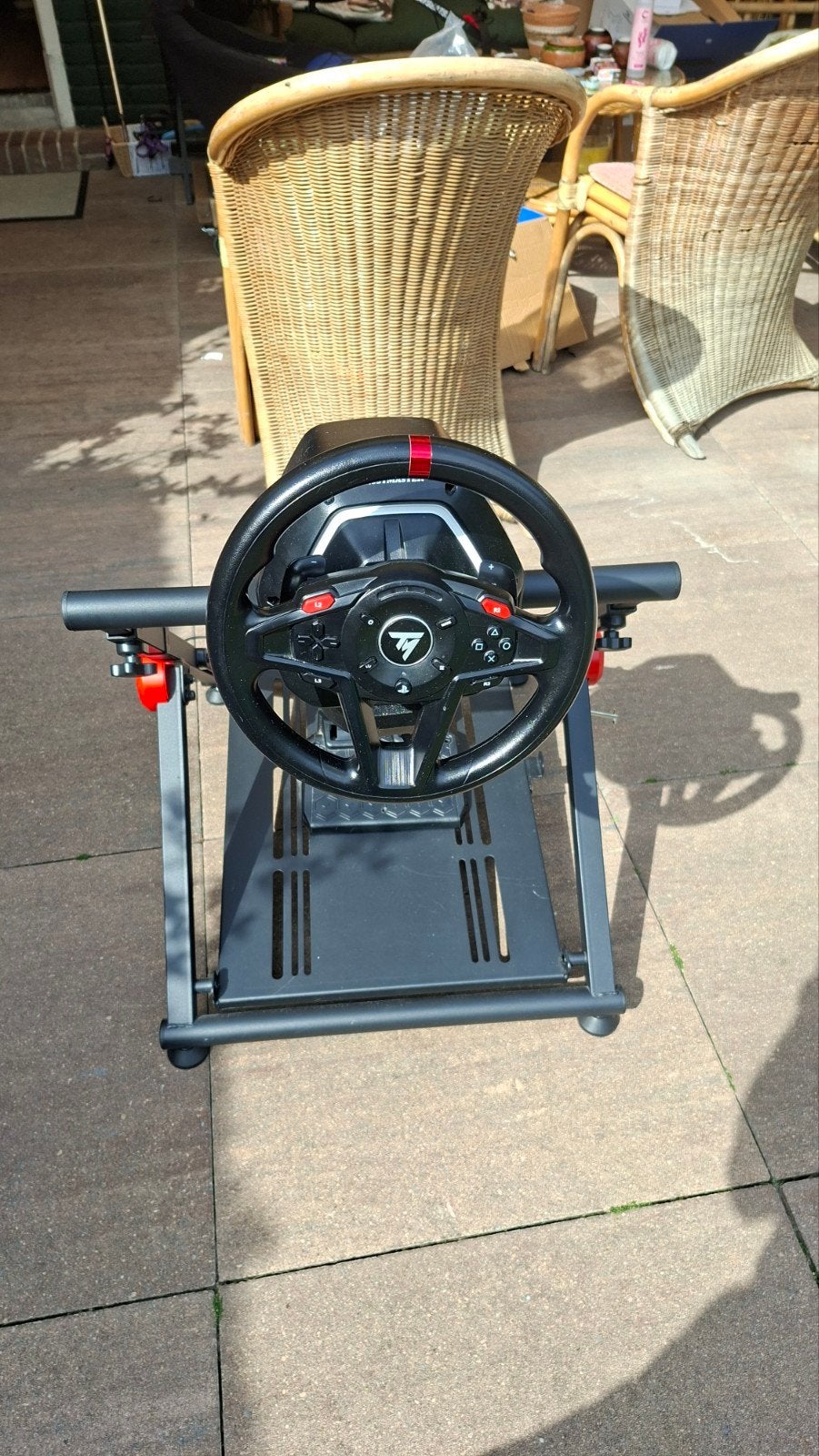 wheelstand met Trusmaster T128 stuur voor ps4 en ps5, Spelcomputers en Games, Ophalen, 1 speler, Racen en Vliegen, Zo goed als nieuw