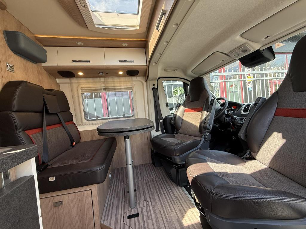 Malibu 640 LE VAN - 2020 - Buscamper lengtebedden, Caravans en Kamperen, Niet ingevuld, Malibu, Fiat, Tot en met 2