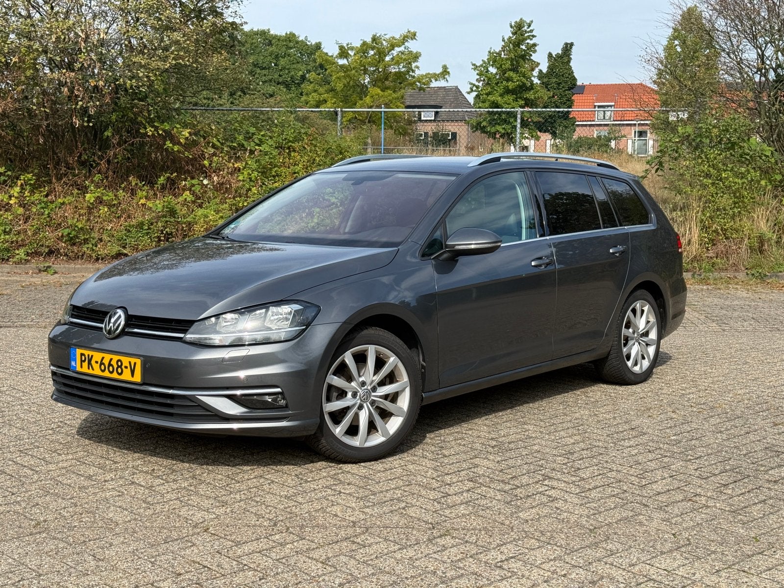 Volkswagen Golf Variant 1.5TSI Highline DSG Virtual ACC Leer, Dealer onderhouden, 1498 cc, 4 cilinders, Origineel Nederlands