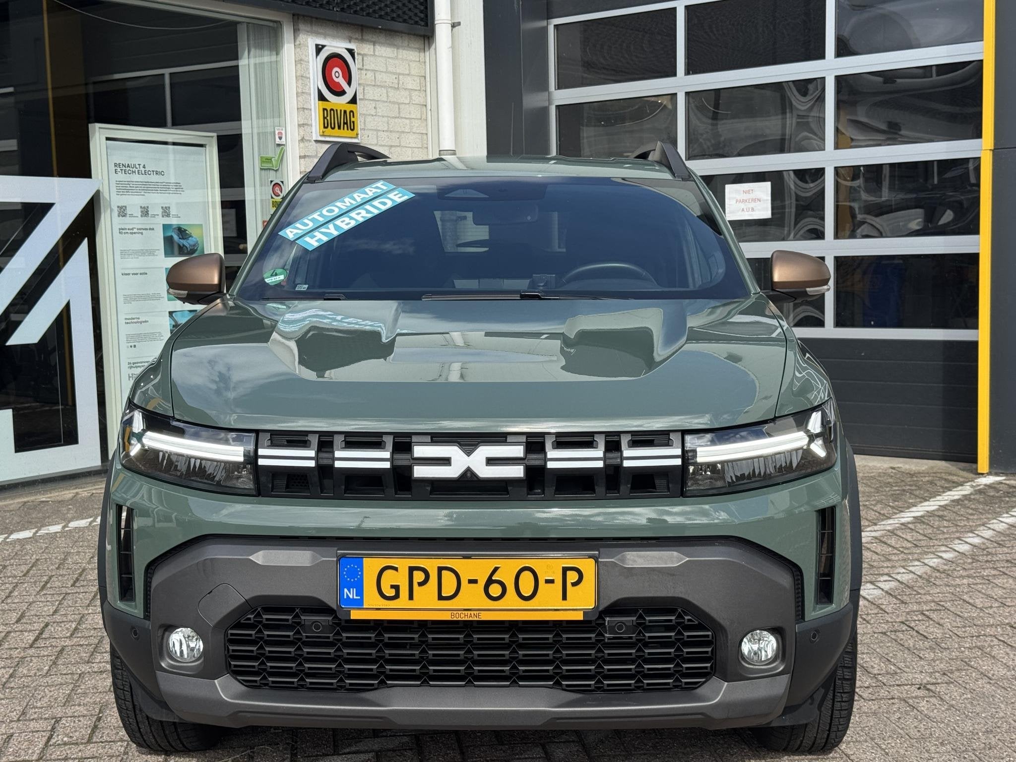 Dacia Duster 1.6 Hybrid 140 Extreme | NAP | Navigatie | Arou, Auto's, Dacia, Gebruikt, 4 cilinders, Duster, Parkeersensor