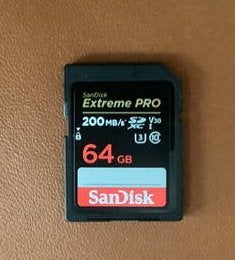 Geheugenkaarten SanDisk Extreme Pro, twee stuks, Ophalen of Verzenden, Zo goed als nieuw, Fotocamera, 128 GB