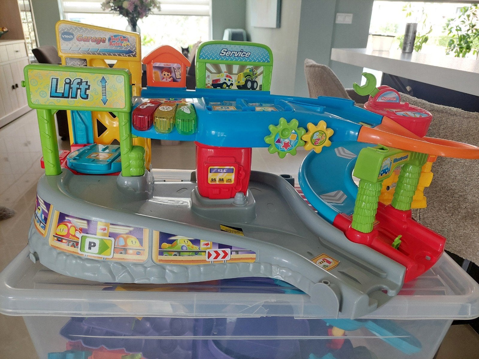 VTech Toet Toet Auto's Garage met diverse banen en auto's, Ophalen of Verzenden, Gebruikt