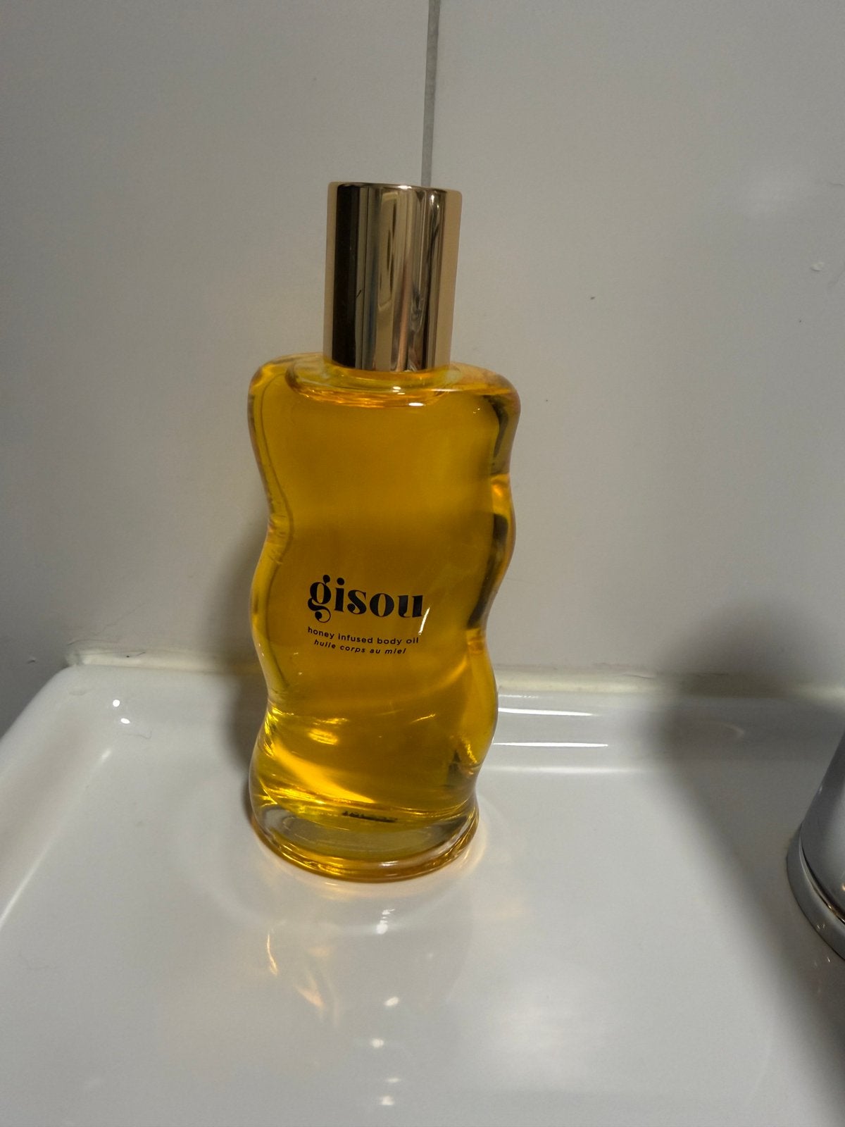 Gisou body oil 100ml, Ophalen of Verzenden, Zo goed als nieuw