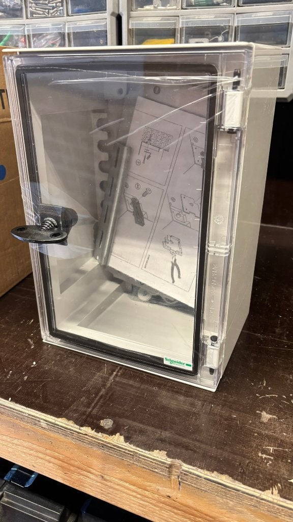 Schneider NSYPLM32TG Muurmontage Behuizing ABS/PC, Wit, Ophalen, Nieuw, Schneider Electric, Overige typen