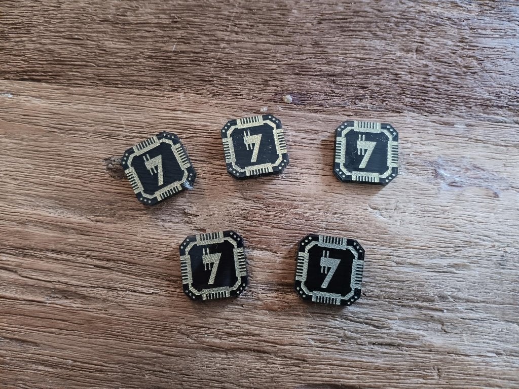 X-Wing Miniatures Illicit tokens, Een of twee spelers, Ophalen of Verzenden, Zo goed als nieuw, Fantasy Flight Games