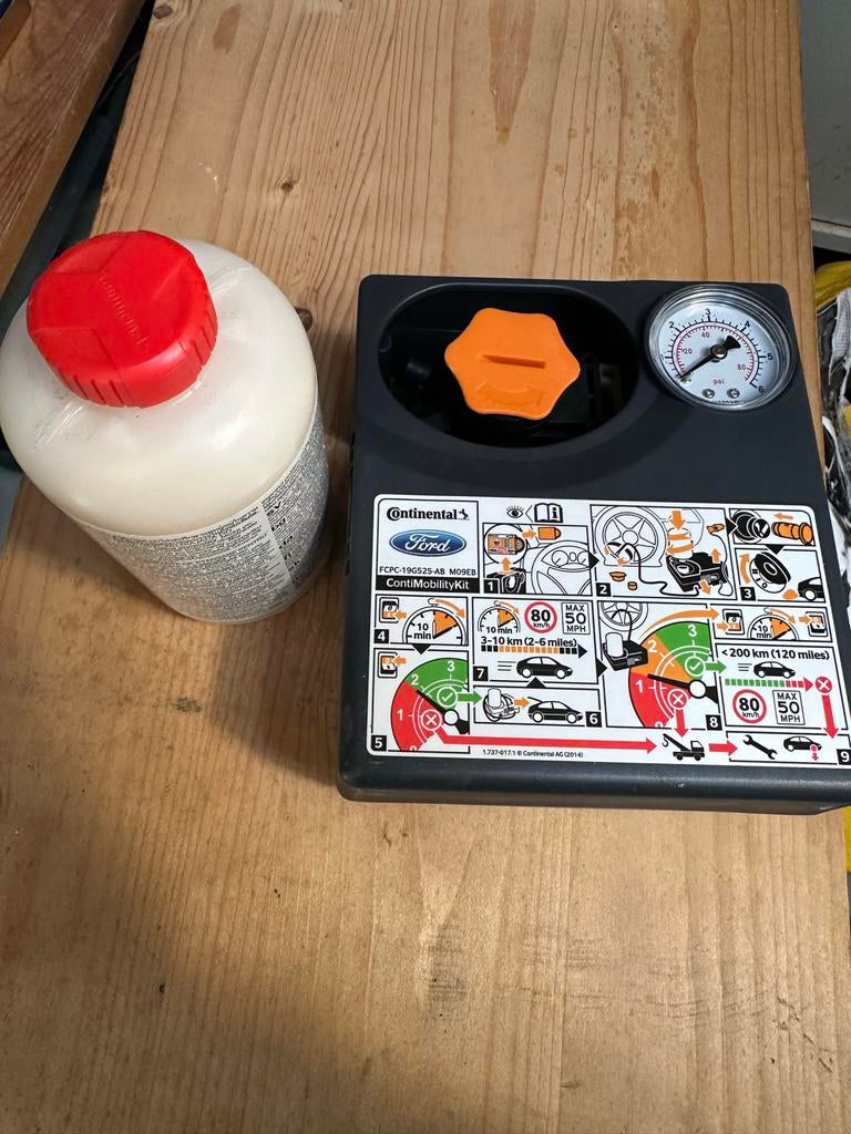 Ford Continental ContiMobilityKit Bandenreparatieset, Ophalen, Gebruikt