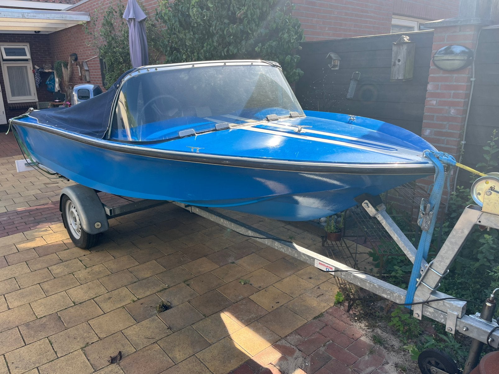 Speedboot met Yamaha 9.9 pk 4 takt+ trailer, Watersport en Boten, Motorboten en Motorjachten, Overige merken, Gebruikt, Afdekzeil