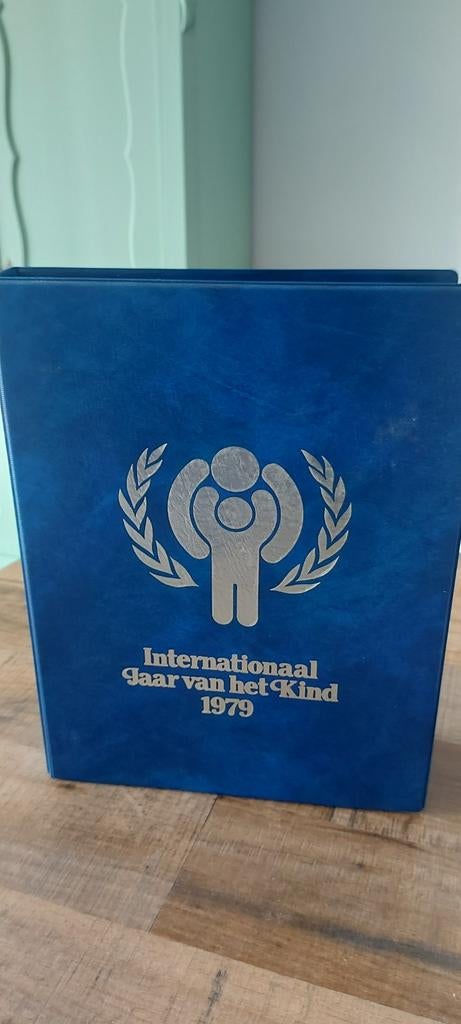 Album FDC'S Jaar van het Kind 1979 Zuid/NoordAmerika Album 3, Postzegels en Munten, Postzegels | Volle albums en Verzamelingen