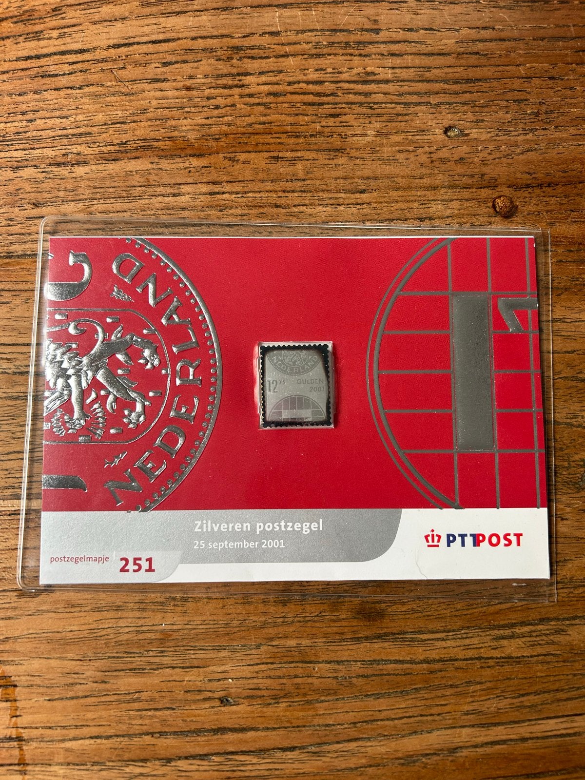 Zilveren postzegel Nederland 2001 - PTT Post, Verzenden, Na 1940, Postfris