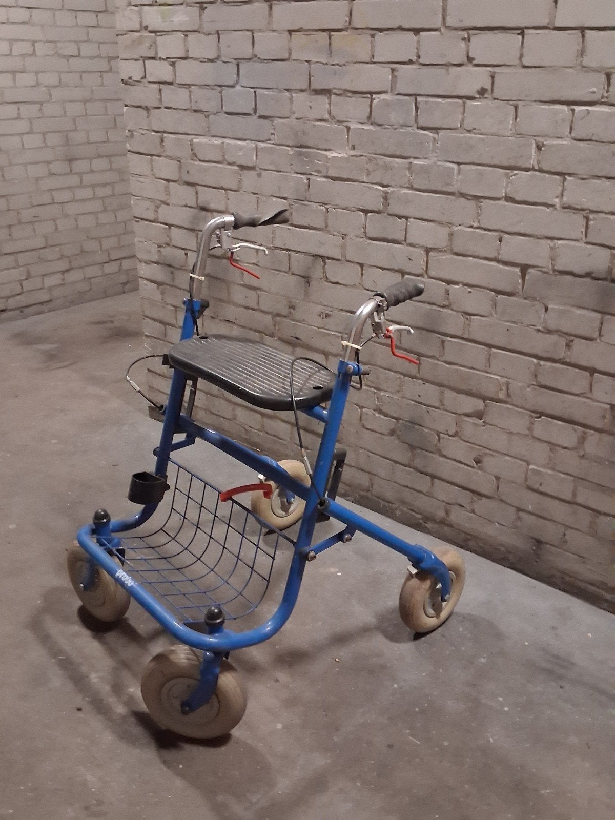 Te koop, Provo rollator., Ophalen