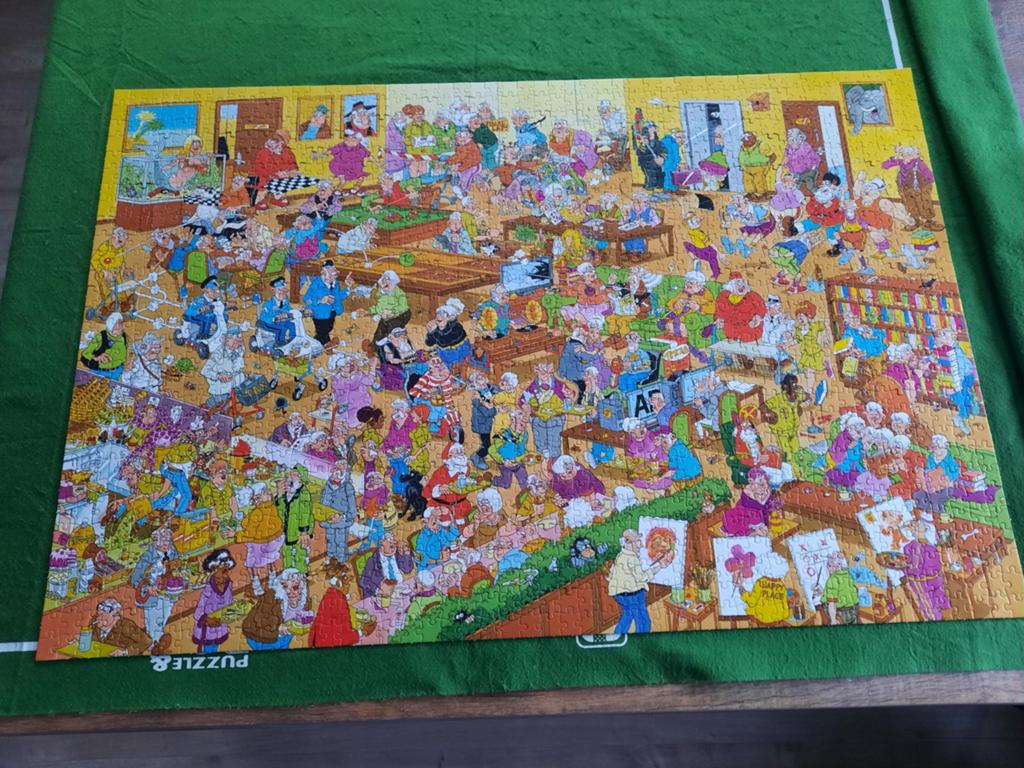 Jan van Haasteren Het bejaardentehuis 1500 stukjes, Hobby en Vrije tijd, Denksport en Puzzels, Ophalen of Verzenden, 500 t/m 1500 stukjes