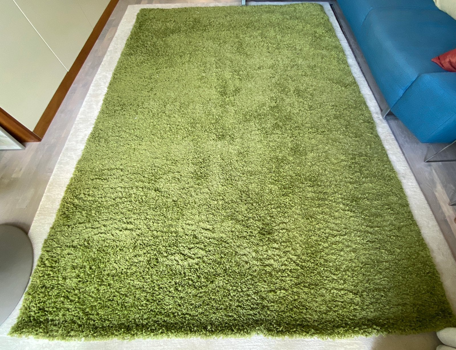 Grasgroen vloerkleed, jaar oud, Ophalen, Zo goed als nieuw, Modern, 5 tot 10 m²
