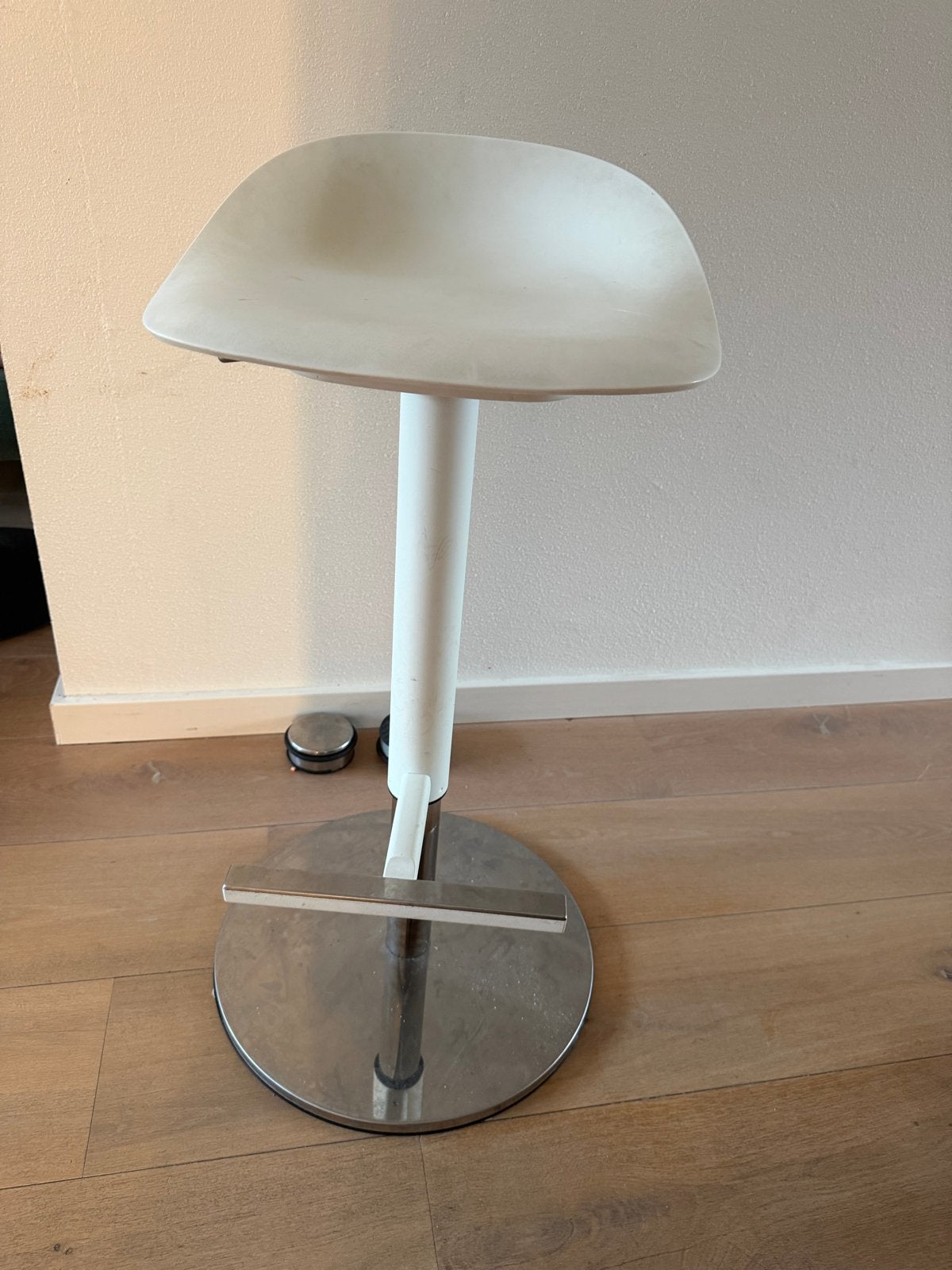 IKEA barkruk, gebruikt, Ophalen, Kunststof, Gebruikt, In hoogte verstelbaar
