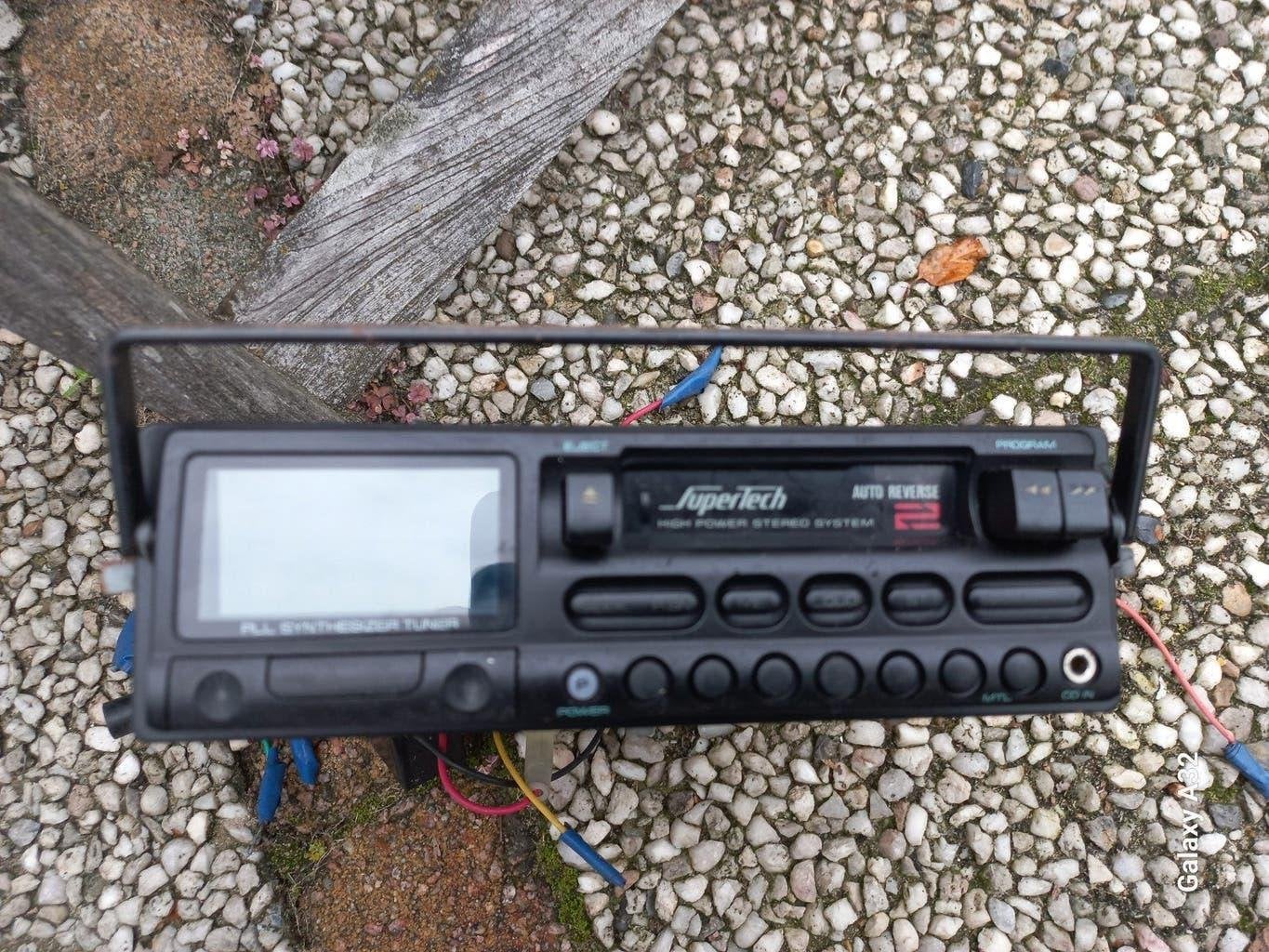 Vintage Autoradio en cassetterecorder Supertech ARC-707L, Auto diversen, Ophalen of Verzenden, Gebruikt