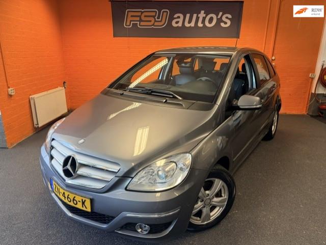 Mercedes-Benz B-klasse 200 / AUTOMAAT / VELE OPTIE'S!, Auto's, Mercedes-Benz, Euro 5, 136 pk, Gebruikt, 4 cilinders