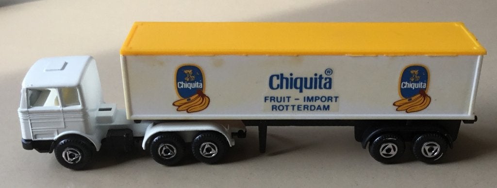 EFSI 1:87 Mercedes GESLOTEN OPLEGGER " Chiquita ", Ophalen of Verzenden, Gebruikt, Bus of Vrachtwagen, Efsi