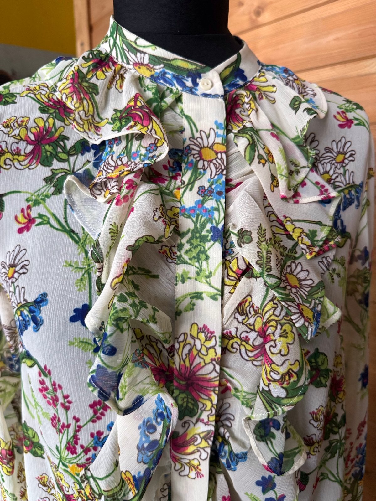Bloemenprint blouse met ruches - Maat 36 H&M, Ophalen of Verzenden, Zo goed als nieuw, Maat 38/40 (M), Meerkleurig