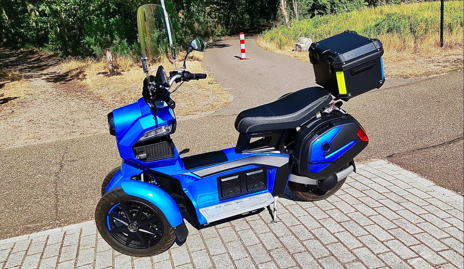 1 jaar oude Doohan E-scooter met koffers+windscherm, Ophalen of Verzenden, Zo goed als nieuw, Elektrisch