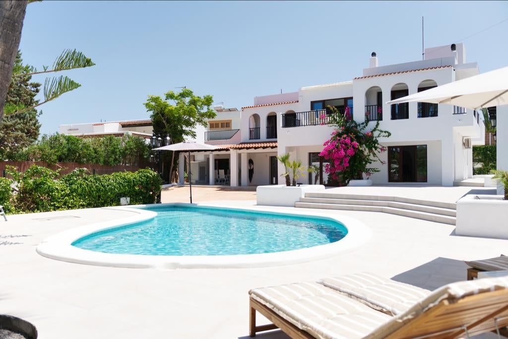 4 slaapkamer appartement te huur in villa nabij strand ibiza, 8 personen, 4 of meer slaapkamers, Dorp, Open haard