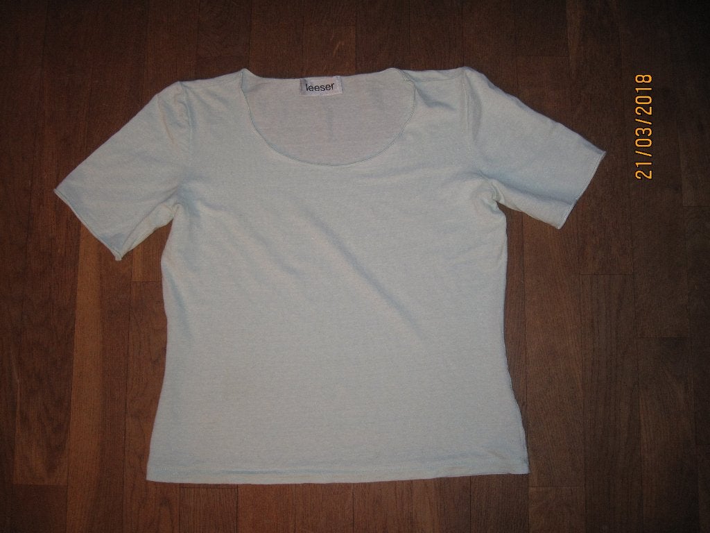 Leeser lichtgroen t-shirt korte mouw maat L, Leeser, Maat 42/44 (L), Ophalen of Verzenden, Korte mouw
