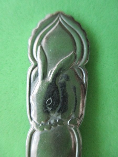 (KB5618) Kinderbestek Konijn lepel (model 1), Ophalen of Verzenden, Gebruikt