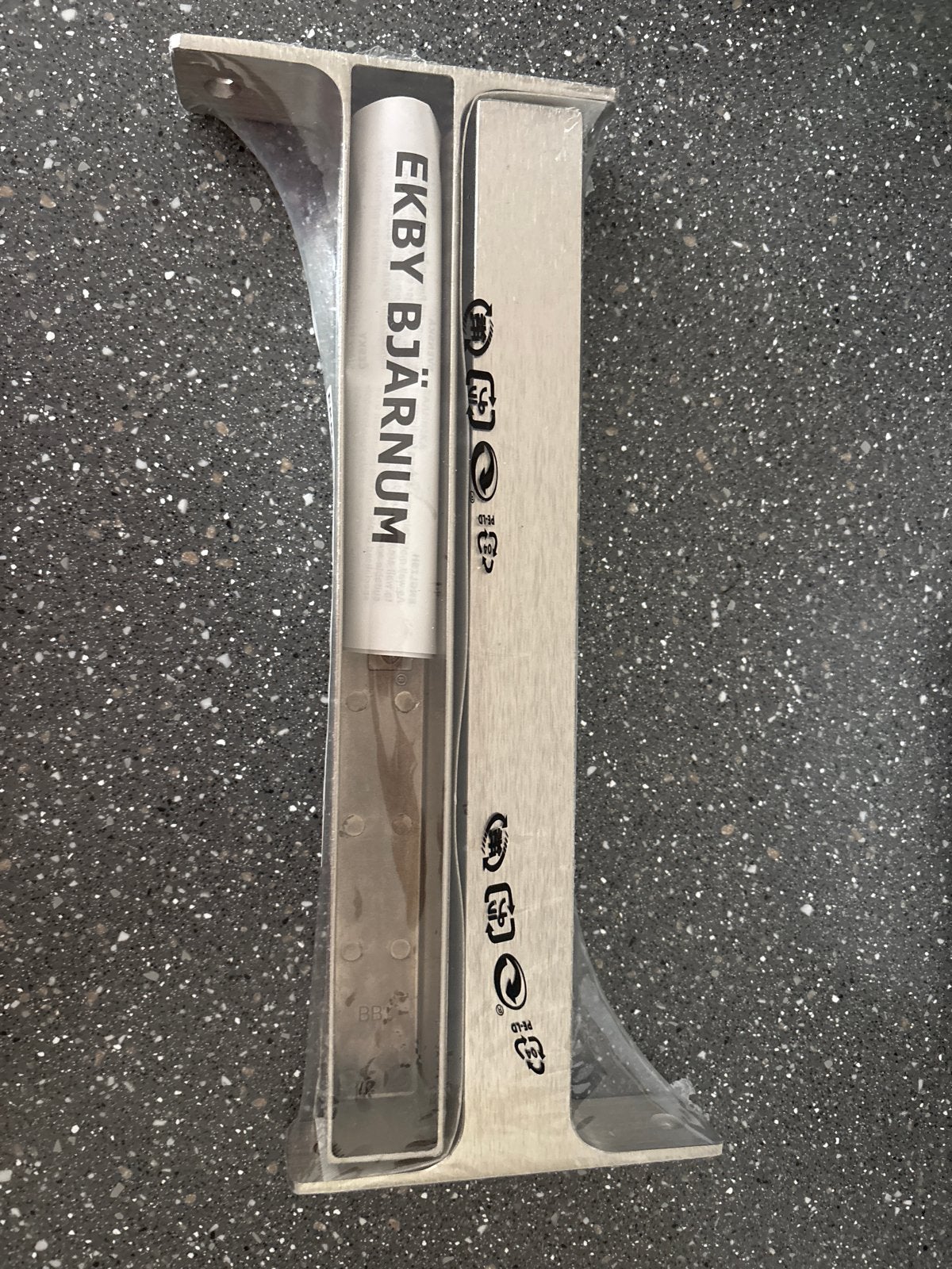 IKEA EKBY BJÄRNUM plankdrager, 28 cm, aluminium, Ophalen of Verzenden, Nieuw