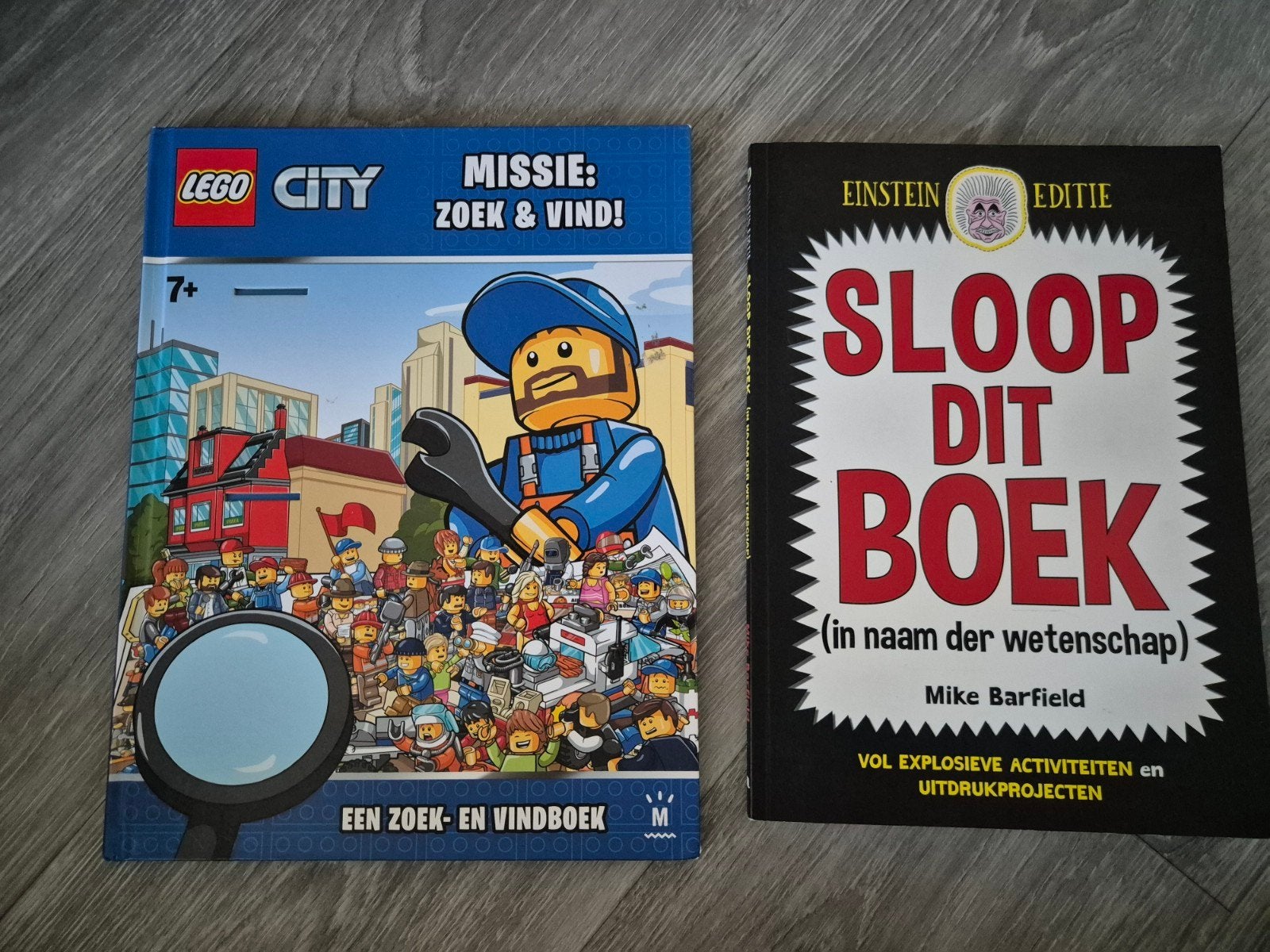 2 boeken: Sloop dit boek & LEGO City Zoek & Vind, Ophalen of Verzenden, Zo goed als nieuw, Fictie algemeen