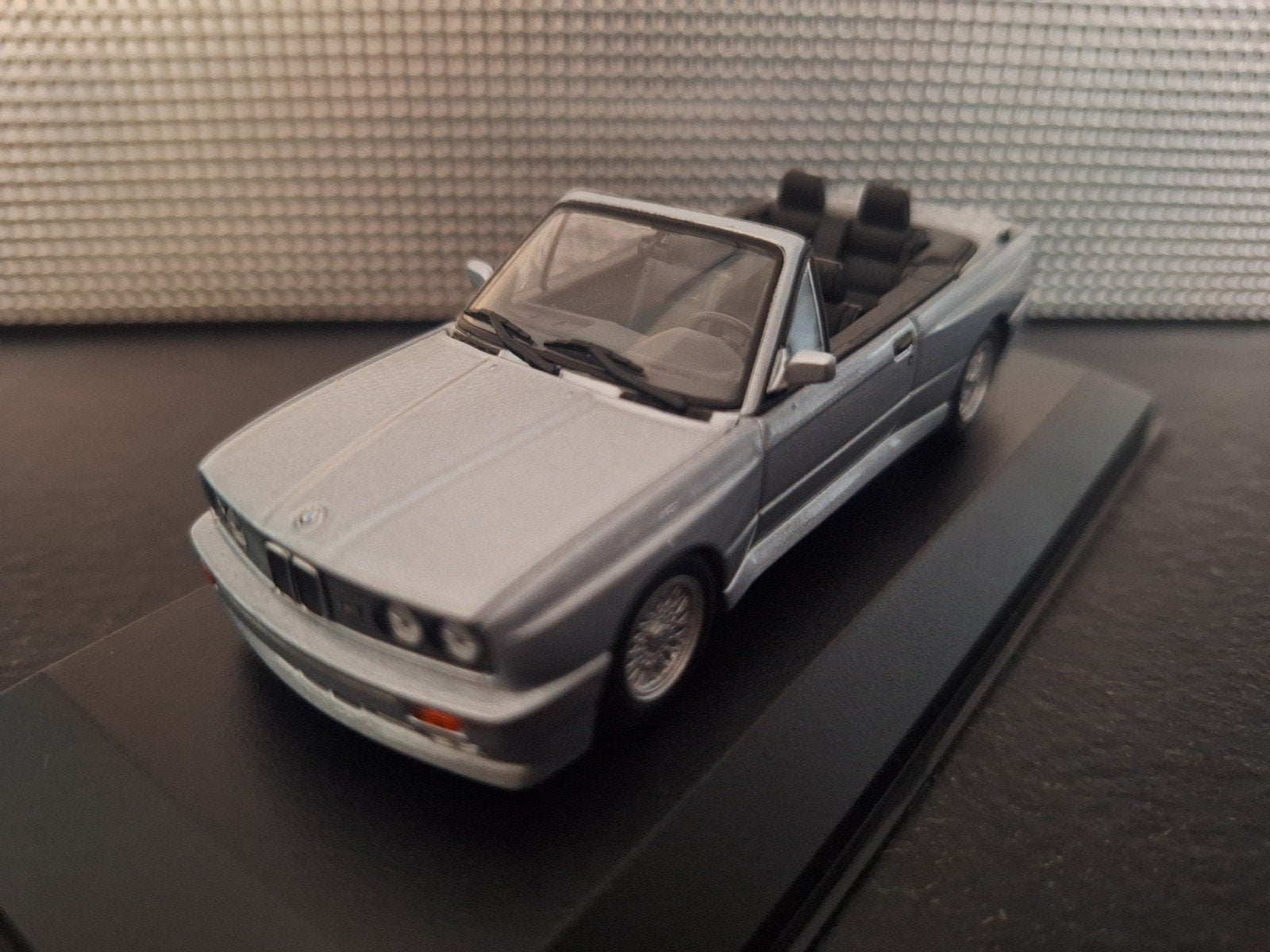 BMW M3 E30 Cabriolet 1988 Schaal 1:43, Overige merken, Nieuw, Ophalen of Verzenden, Maxichamps