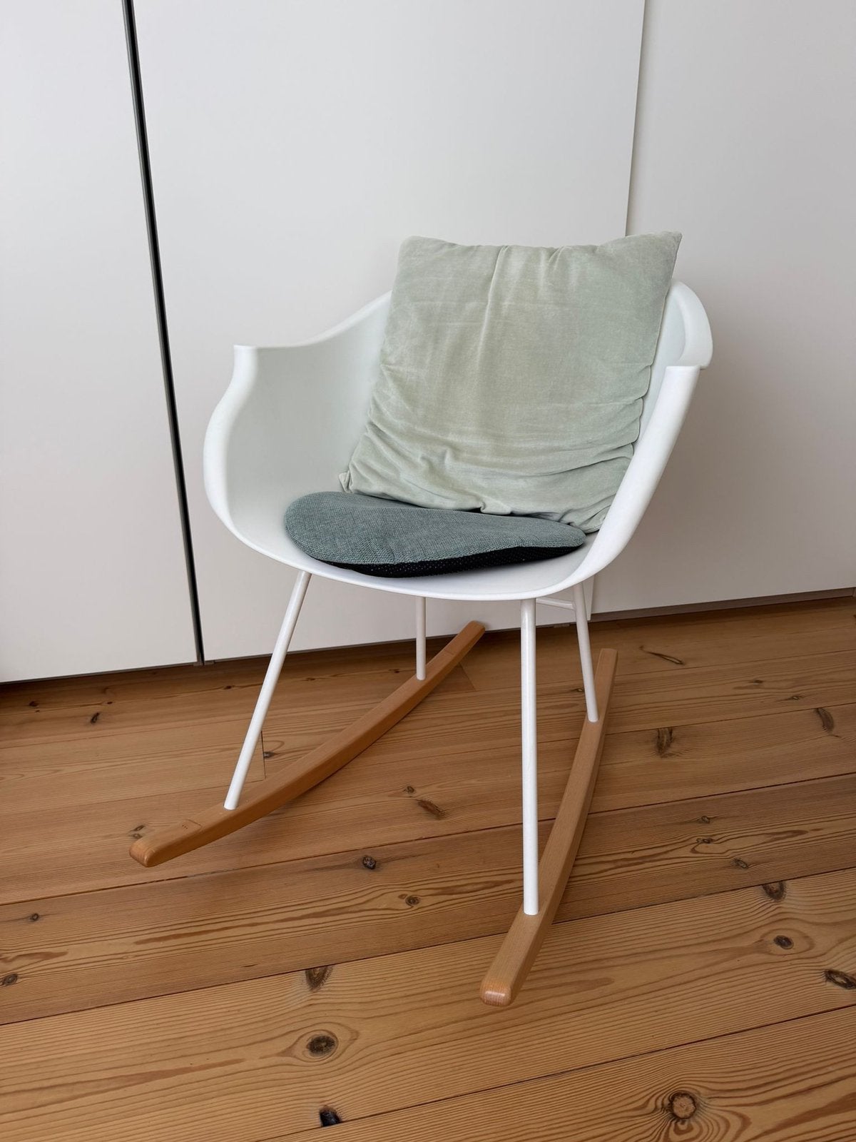 Kidsdepot Jazzy Schommelstoel White, Ophalen, Wit, Zo goed als nieuw, Hout