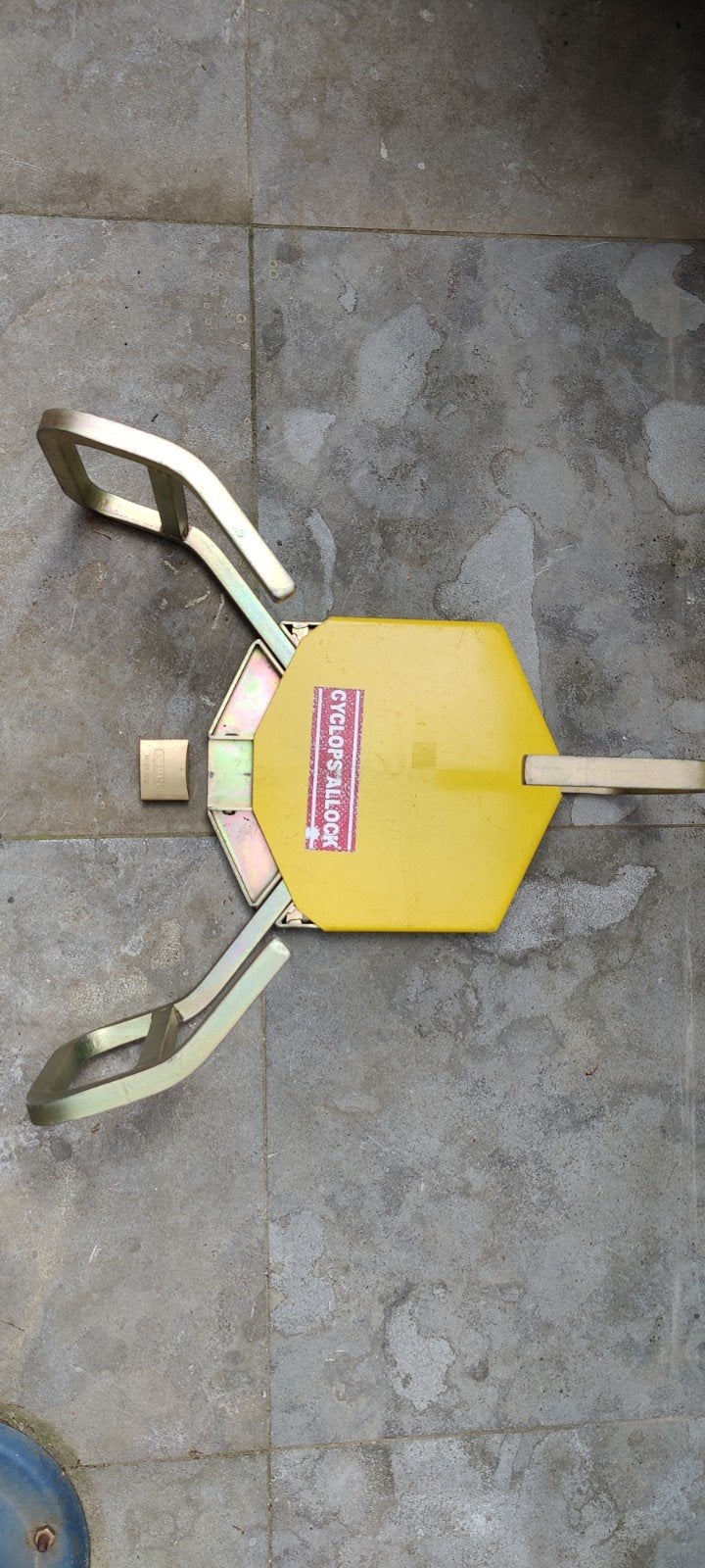 Cyclops Allock Wielklem met Abus  215mm bandbreedt, Ophalen
