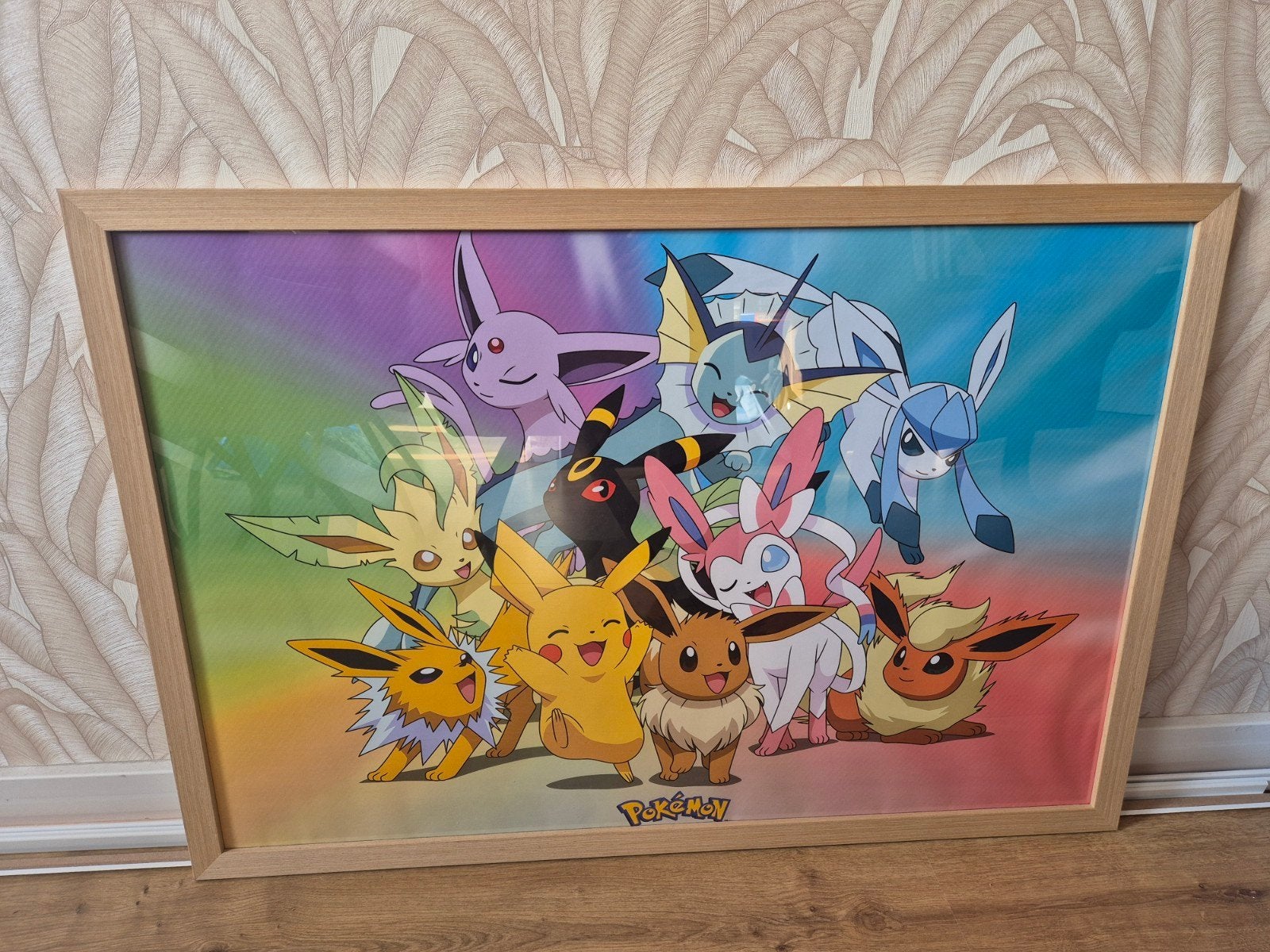 Fotolijst 60x90 cm met Pokémon poster, Ophalen, Bruin, 90 cm, Zo goed als nieuw