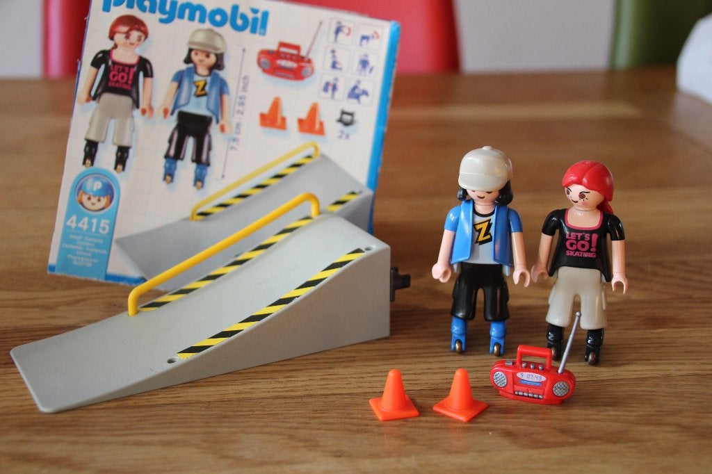 Playmobil skaters met helling 4415, Kinderen en Baby's, Complete set, Ophalen of Verzenden, Zo goed als nieuw, Figuren