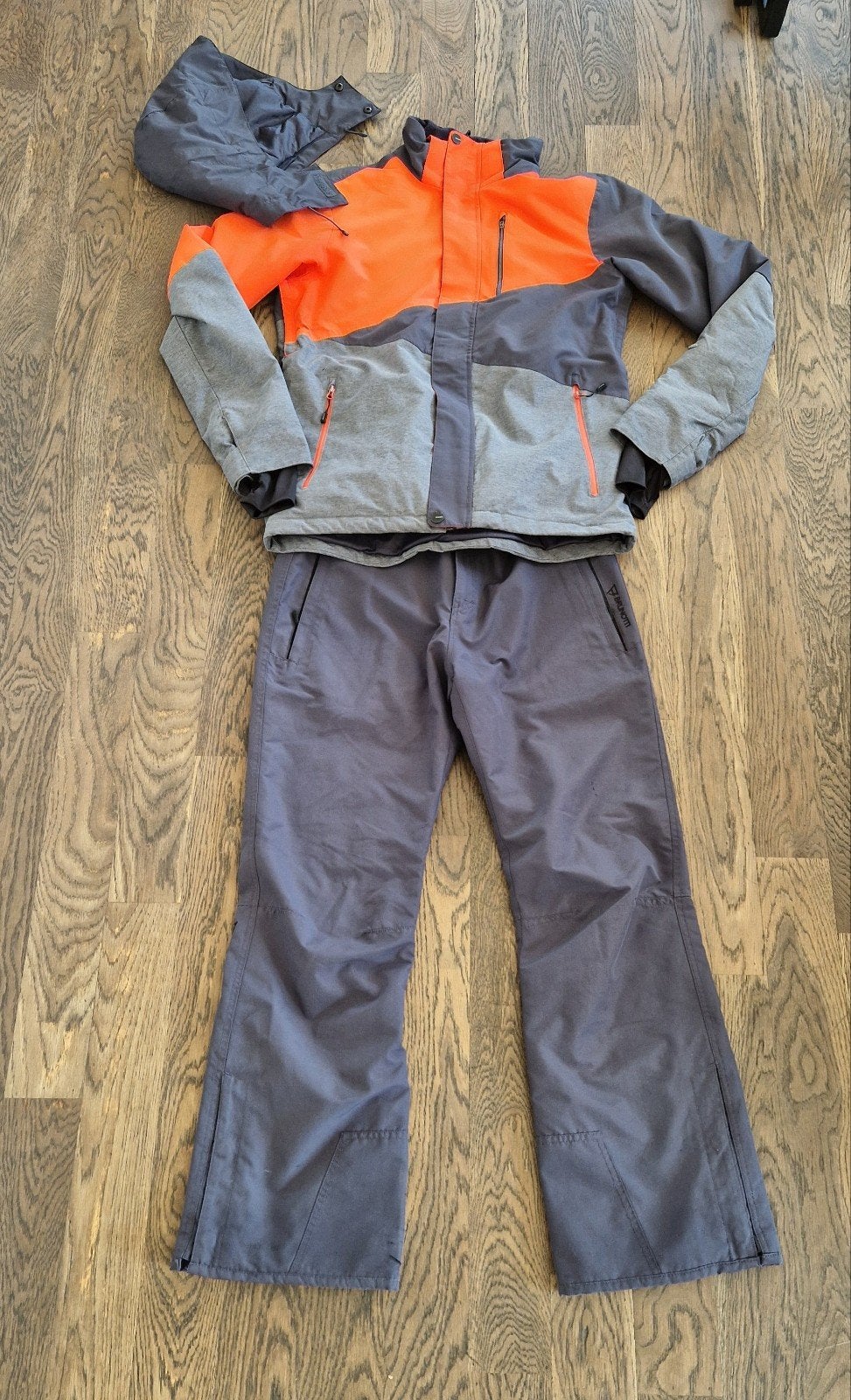 Ski-jas en skibroek van Brunotti, Ophalen of Verzenden, 100 tot 140 cm, Kleding, Overige merken