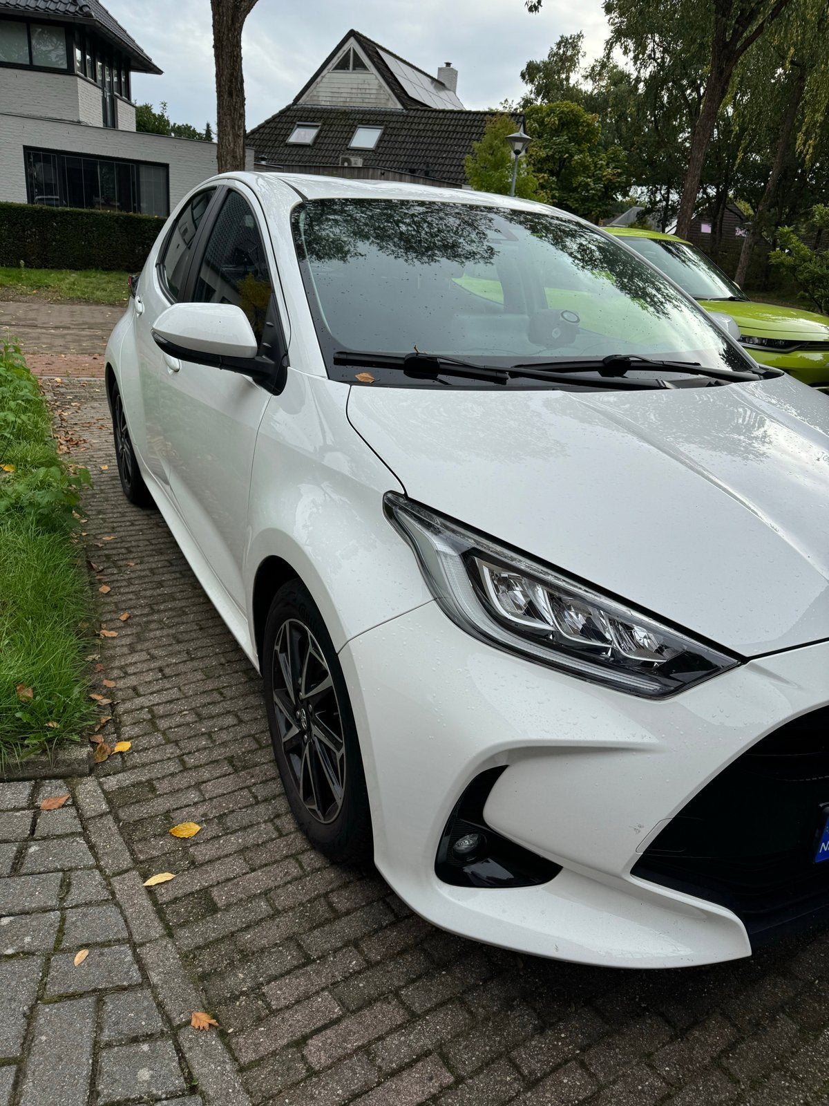 Toyota Yaris 1.5 Hybrid Dynamic  CVT 2022 Wit, Auto's, 450 kg, 450 kg, Yaris, 25 km/l