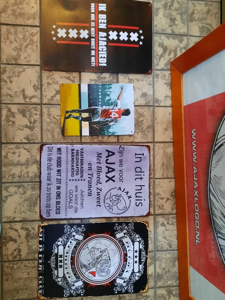 Ajax logo in lijst en metalen bordjes, Ophalen of Verzenden, Gebruikt, Ajax, Poster, Plaatje of Sticker