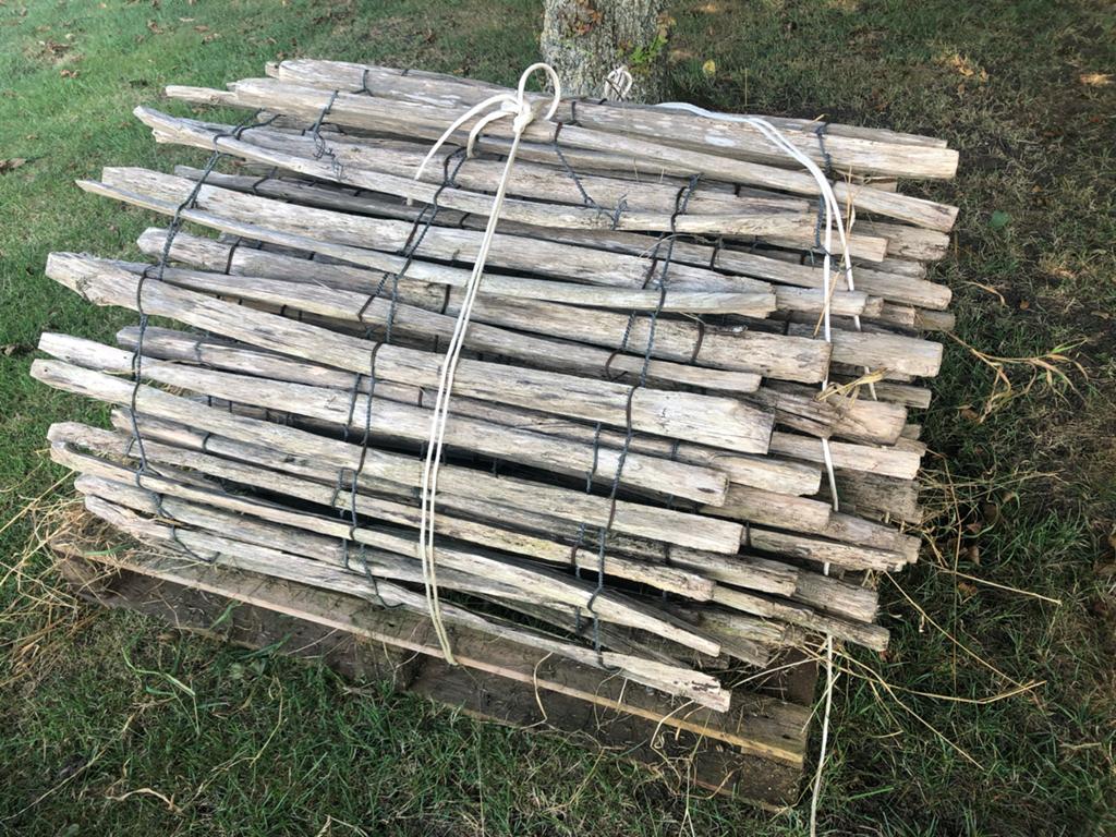 +/-60 meter kastanje houten 90cm hoog hek met deurtje, Tuin en Terras, Tuinhekken en Hekwerk, Ophalen, Met poort, Gebruikt, Tuinhek