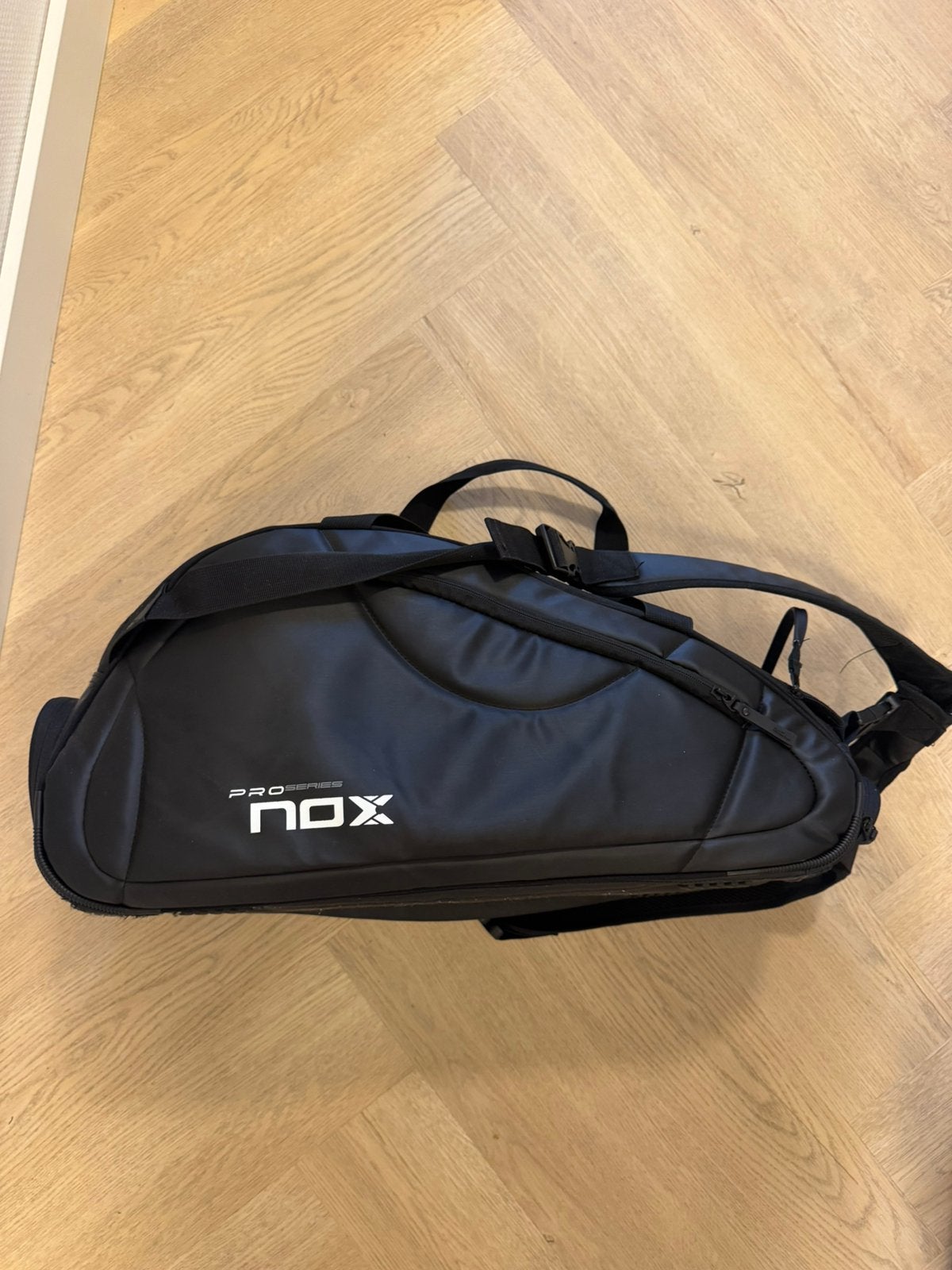 Nox padeltas, Ophalen of Verzenden, Gebruikt